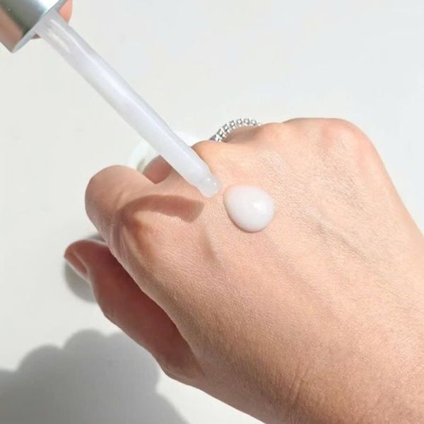 [ Tem LG ] Set Dưỡng Trắng Da Ohui Extreme White MelaToning Dark Spot Ampoule Essence (4 món)