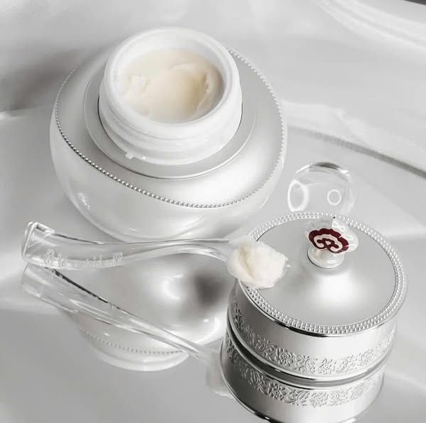 [Tem LG ] Cao trị nám Whoo Gongjinhyang Seol Radiant White Ultimate Corrector