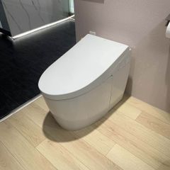 Bồn cầu NEOREST TOTO TOTO CS989VT/TCF9788WZ/T53P100VR