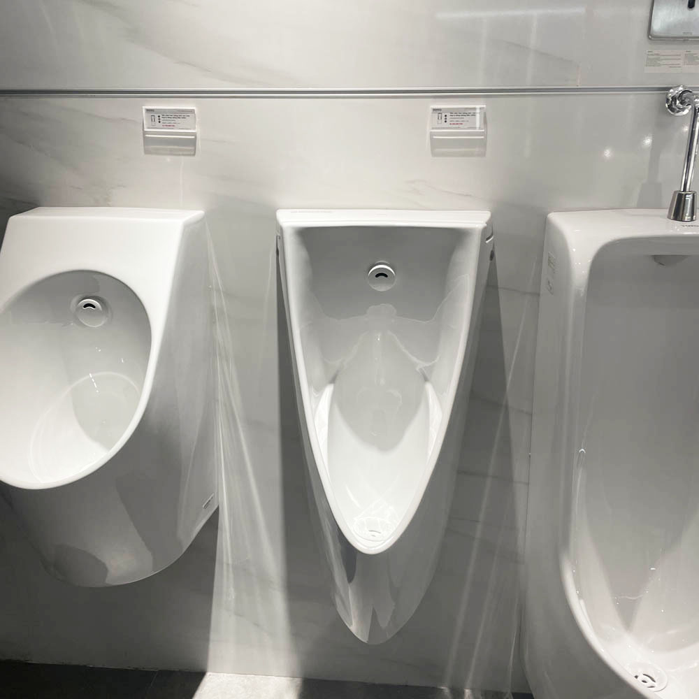 Bồn tiểu nam cảm ứng TOTO USWN902ASV