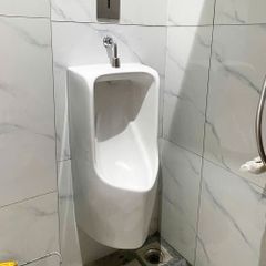 Bồn tiểu nam TOTO UT570T (Đường cấp nước phía trên)