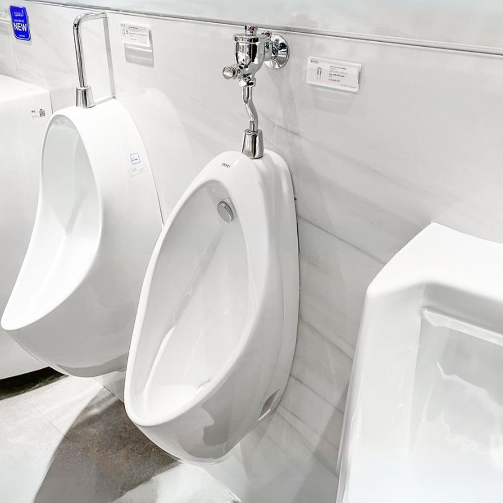 Bồn tiểu nam TOTO UT904HN (Đường cấp nước phía sau)