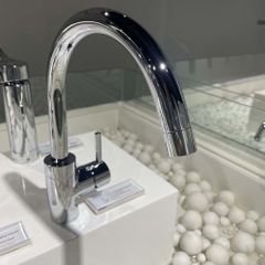 Vòi rửa bát TOTO TX605KESBR nóng lạnh