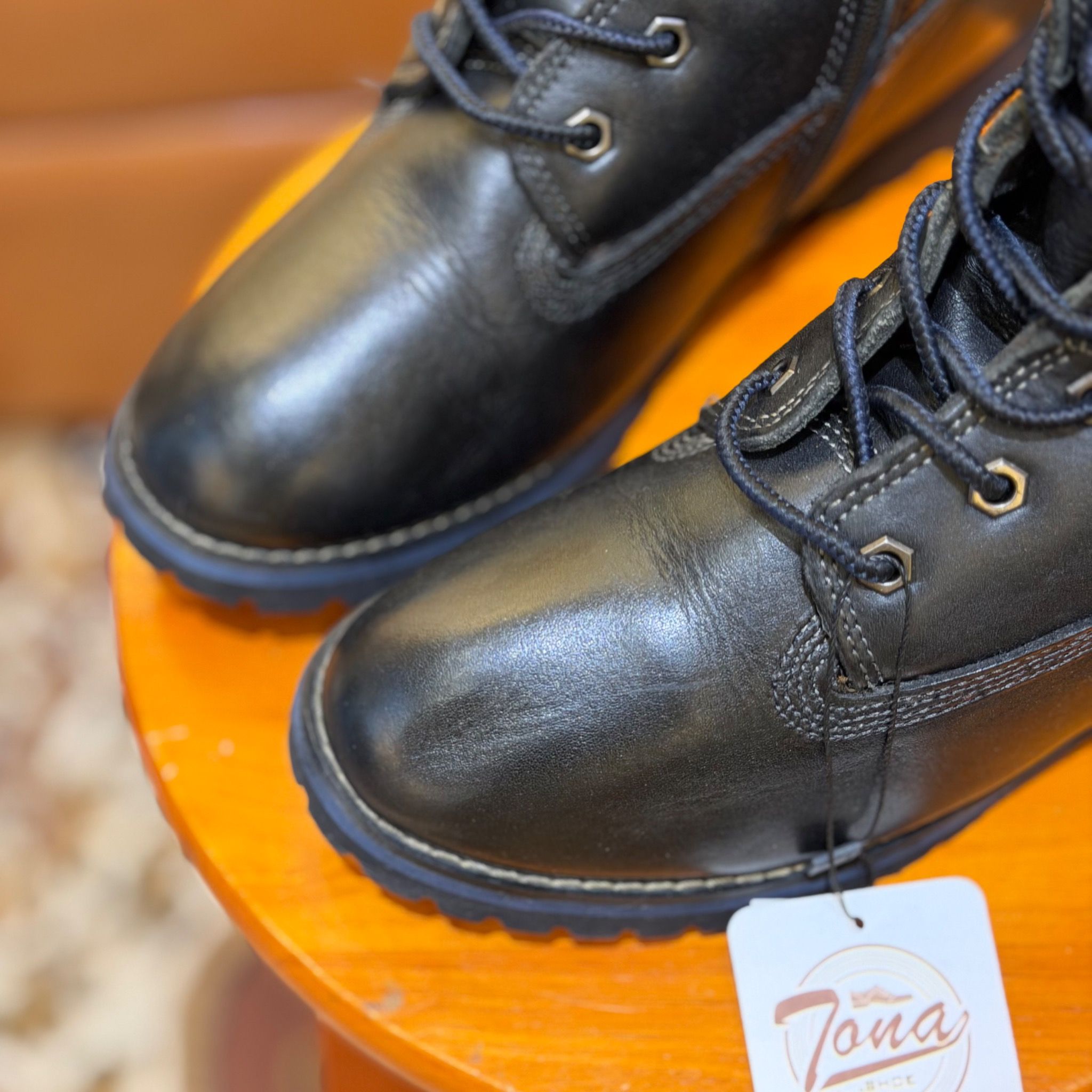 [Size 39] Giày 2hand Boots Cổ Cao Nam Tính Phủ Da Đen Đế Chống Trượt S ...