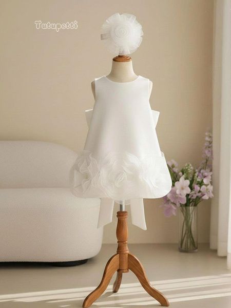  P25_228. Đầm Suông Hoa Trắng 