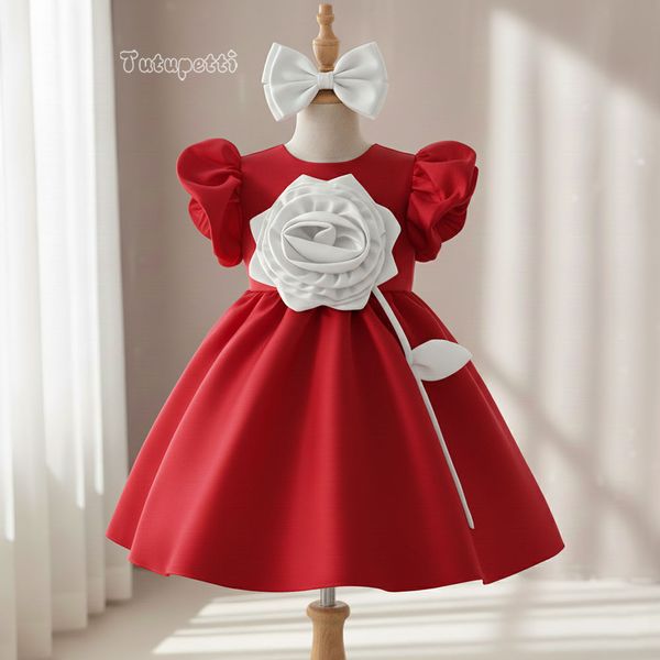  P24_325. Đầm Công Chúa Hoa Nổi Trắng Đỏ 