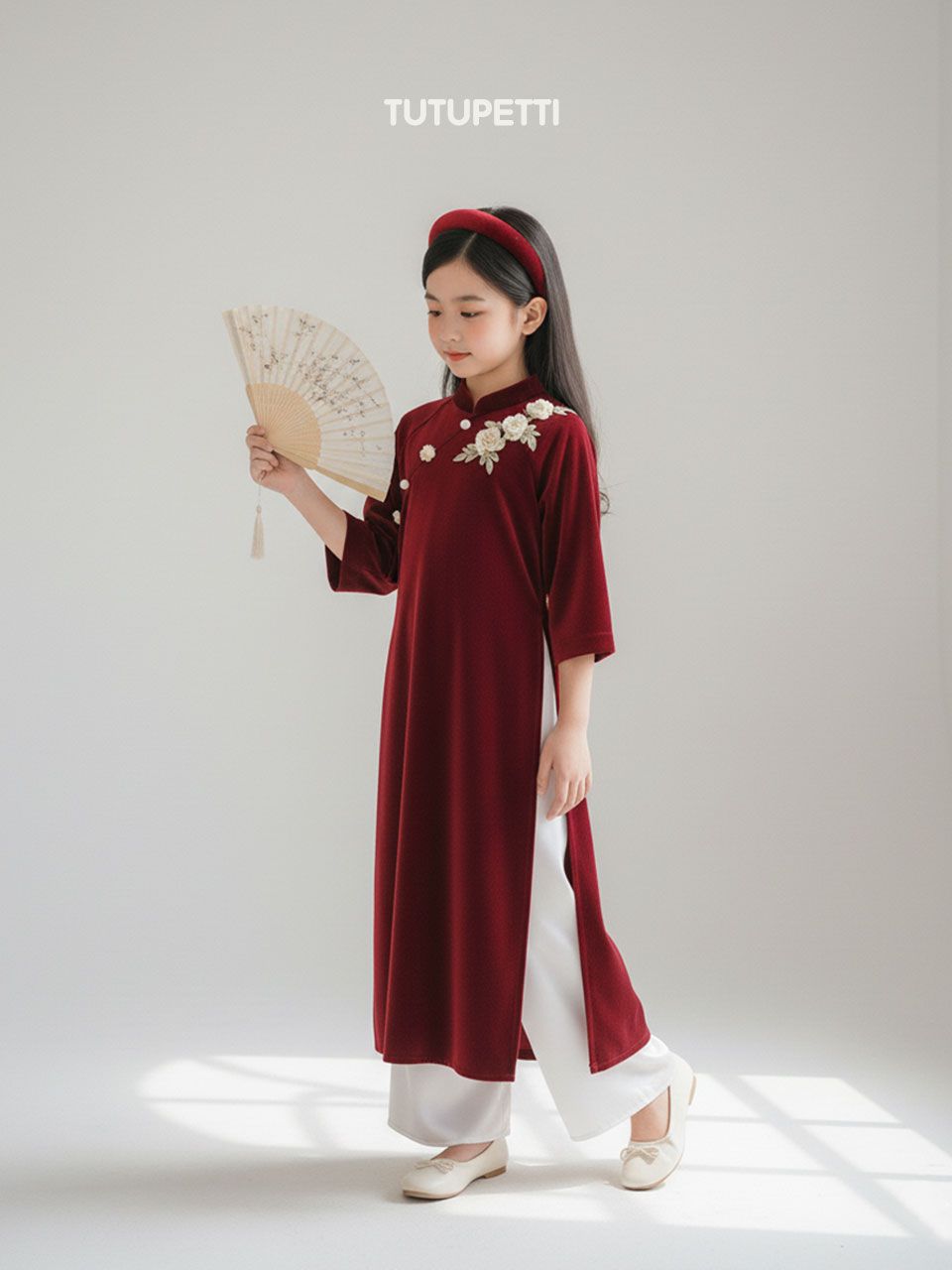  AD26_04. Áo Dài Nhung Đính Hoa Đỏ 