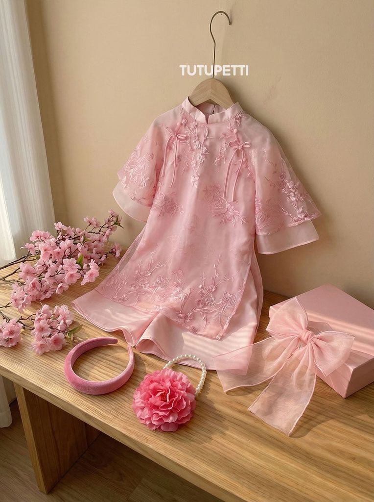  AD26_13. Áo Dài Cách Tân Thêu Họa Tiết Hồng 