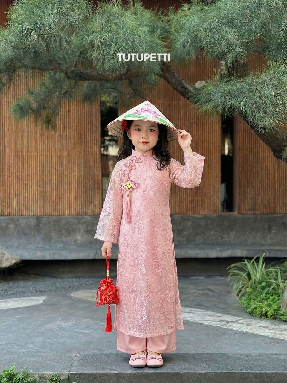  AD26_24. Áo Dài Cách Tân Ren Hồng 