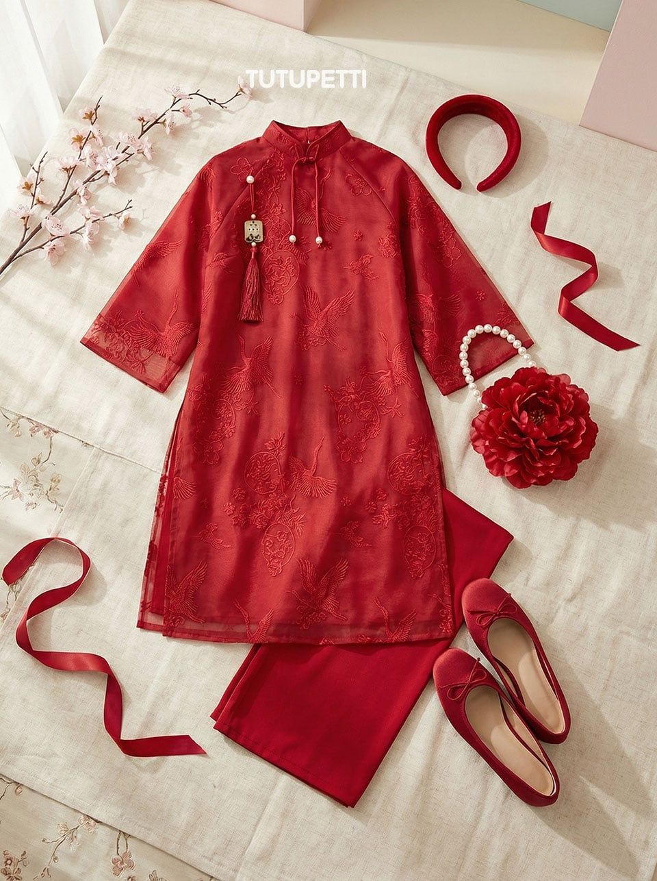  AD26_17. Áo dài Cách Tân Hoa Cúc Đỏ 