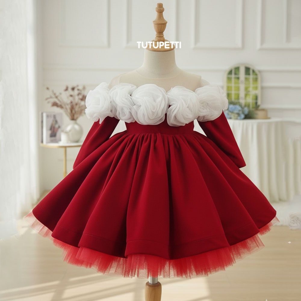  P25_257. Đầm Công Chúa Vai Hoa Trắng Đỏ 