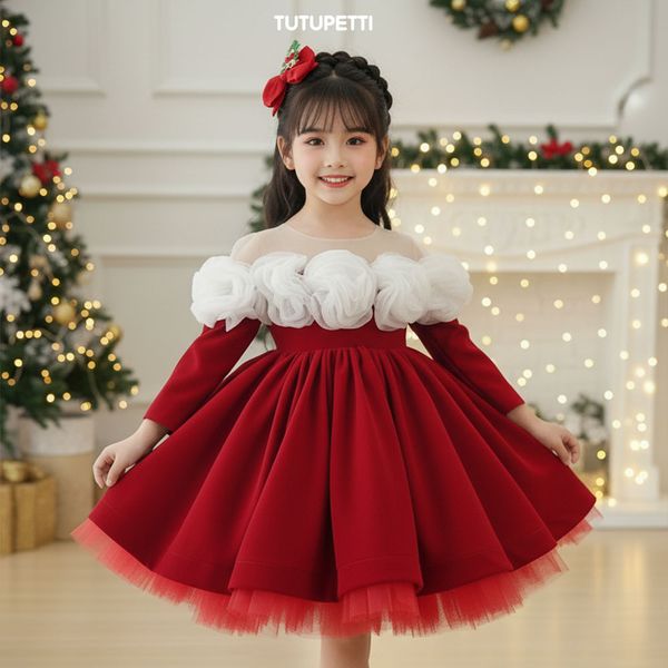  P25_257. Đầm Công Chúa Vai Hoa Trắng Đỏ 