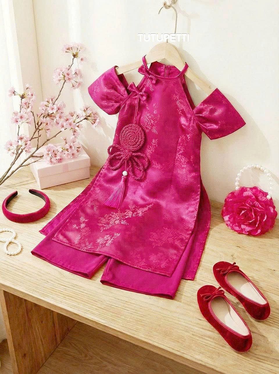  AD26_06. Áo Dài Cách Tân Lụa Yếm Sen 