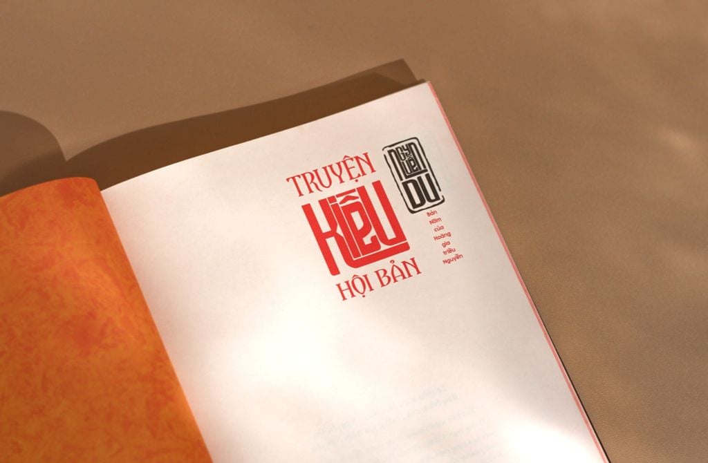 [Ấn bản đặc biệt 37] Truyện Kiều hội bản (Ấn bản khảm trai)
