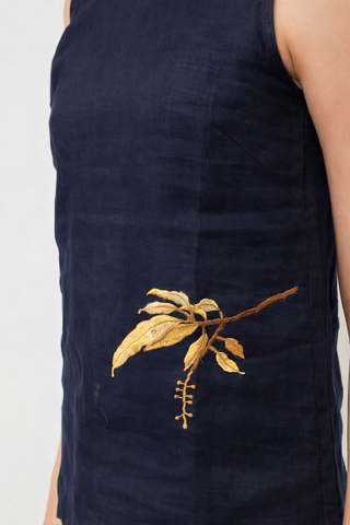 Áo Kiểu Nữ Không Tay Linen Hoa Thêu