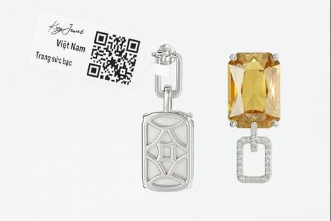 Hoa Tai Nữ Kya Jewel Pha Lê Swarovski Vuông Vàng Nhạt SE64