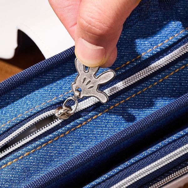 Bóp Đựng Bút Disney Land ( Nhiều Mẫu )