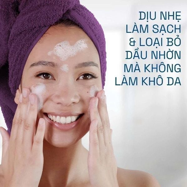 Sữa rửa mặt tạo bọt mịn dịu lành cho da dầu mụn nhạy cảm CETAPHIL PRO ACNE PRONE/OIL CONTROL FOAM WASH