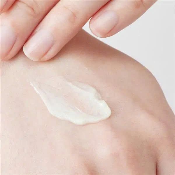 Kem dưỡng làm trắng da ban ngày NATURE WHITENING DAY CREAM SPF20 PA+ 40G