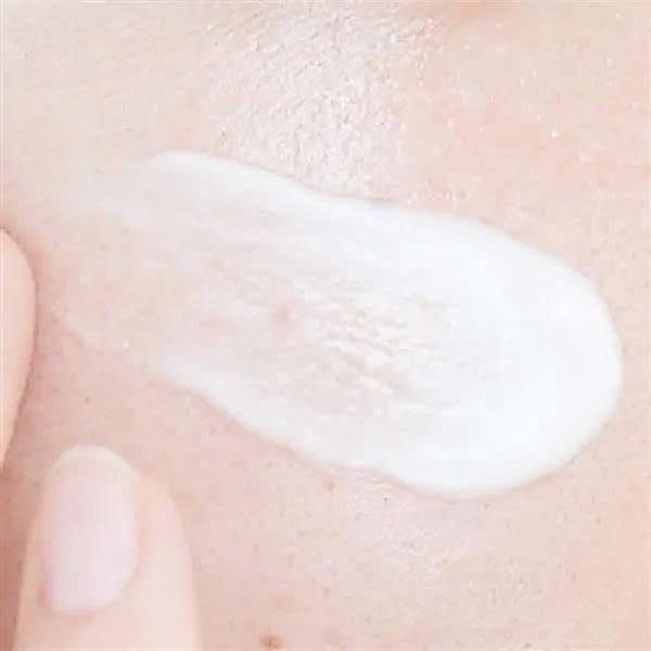 Kem Dưỡng Làm Sáng Da Ban Đêm Naris Nature Whitening Cream 50g