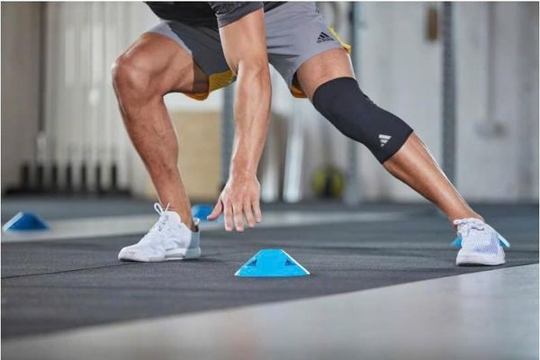 BĂNG ĐẦU GỐI ADIDAS SIZE L ADSU-12423WH