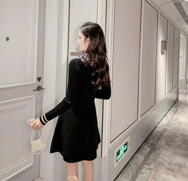 Đầm Đen Dệt Kim Khuya Trắng -DRE002022 ( Freesize )