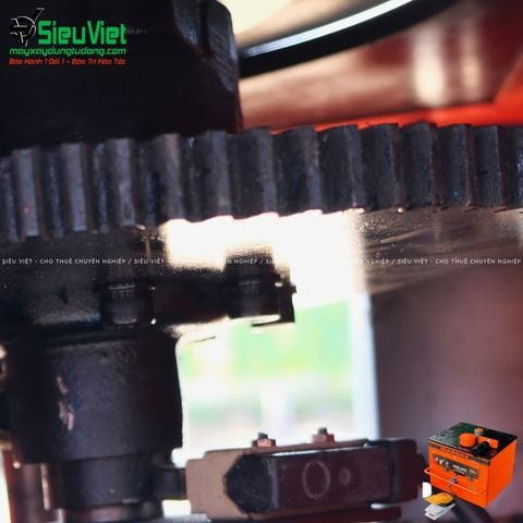 Bánh nhông lớn máy uốn sắt 1 pha Nhật Bản