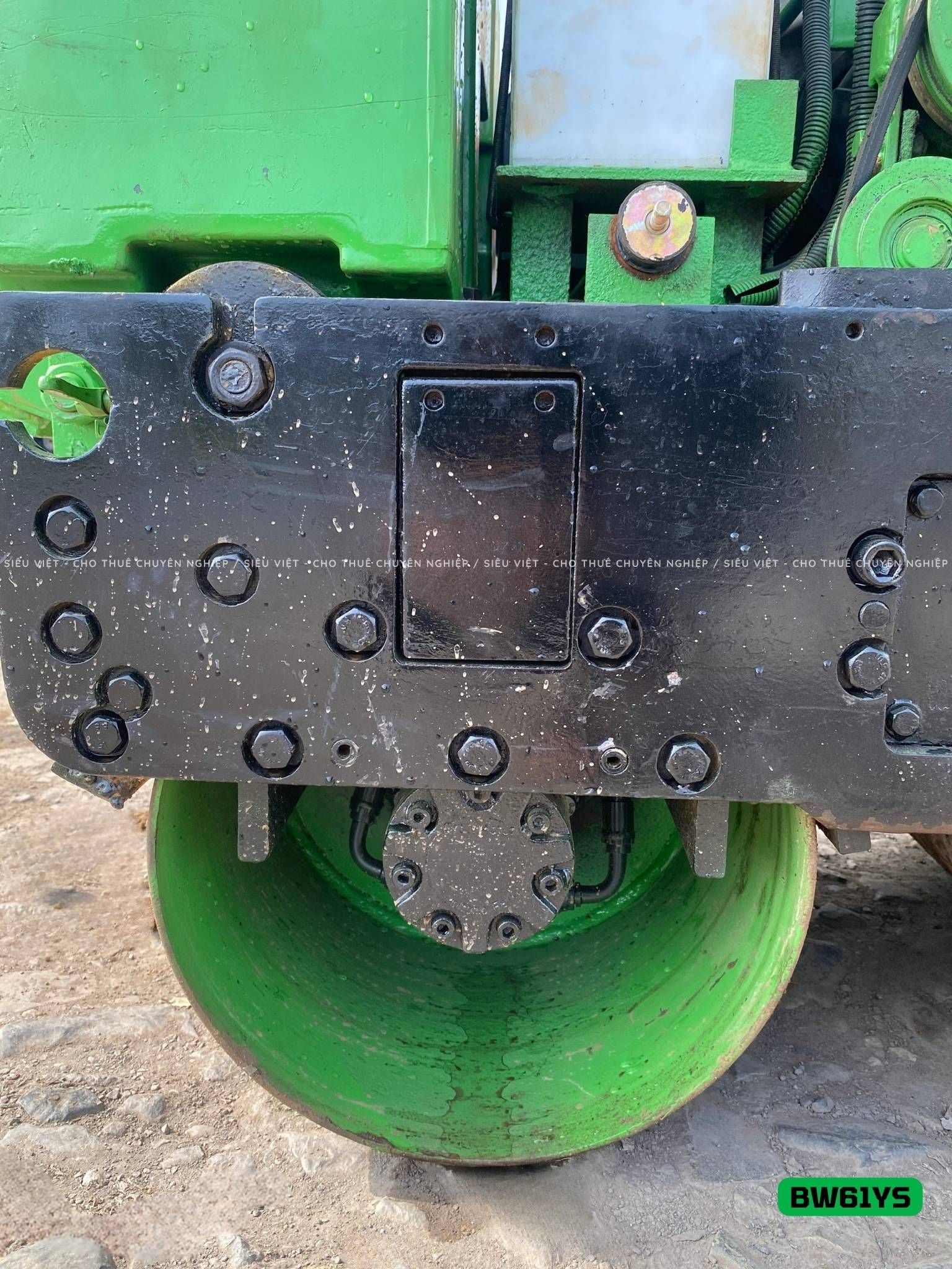 Xe lu rung dắt tay 580Kg Bomag BW61YS Nhật Bản (N61228042)