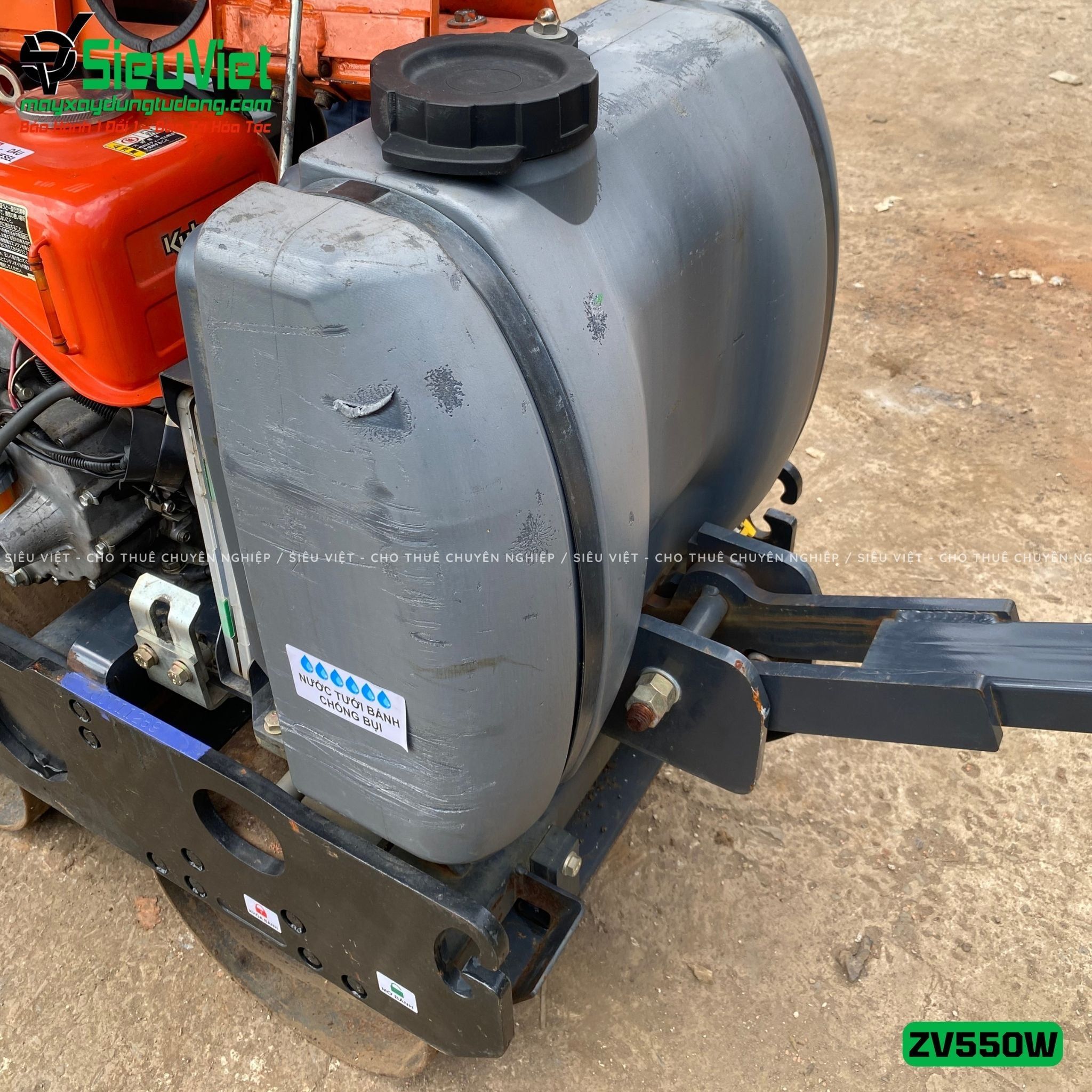 Xe lu rung dắt tay 625Kg Hitachi ZV550W Nhật Bản (11289)