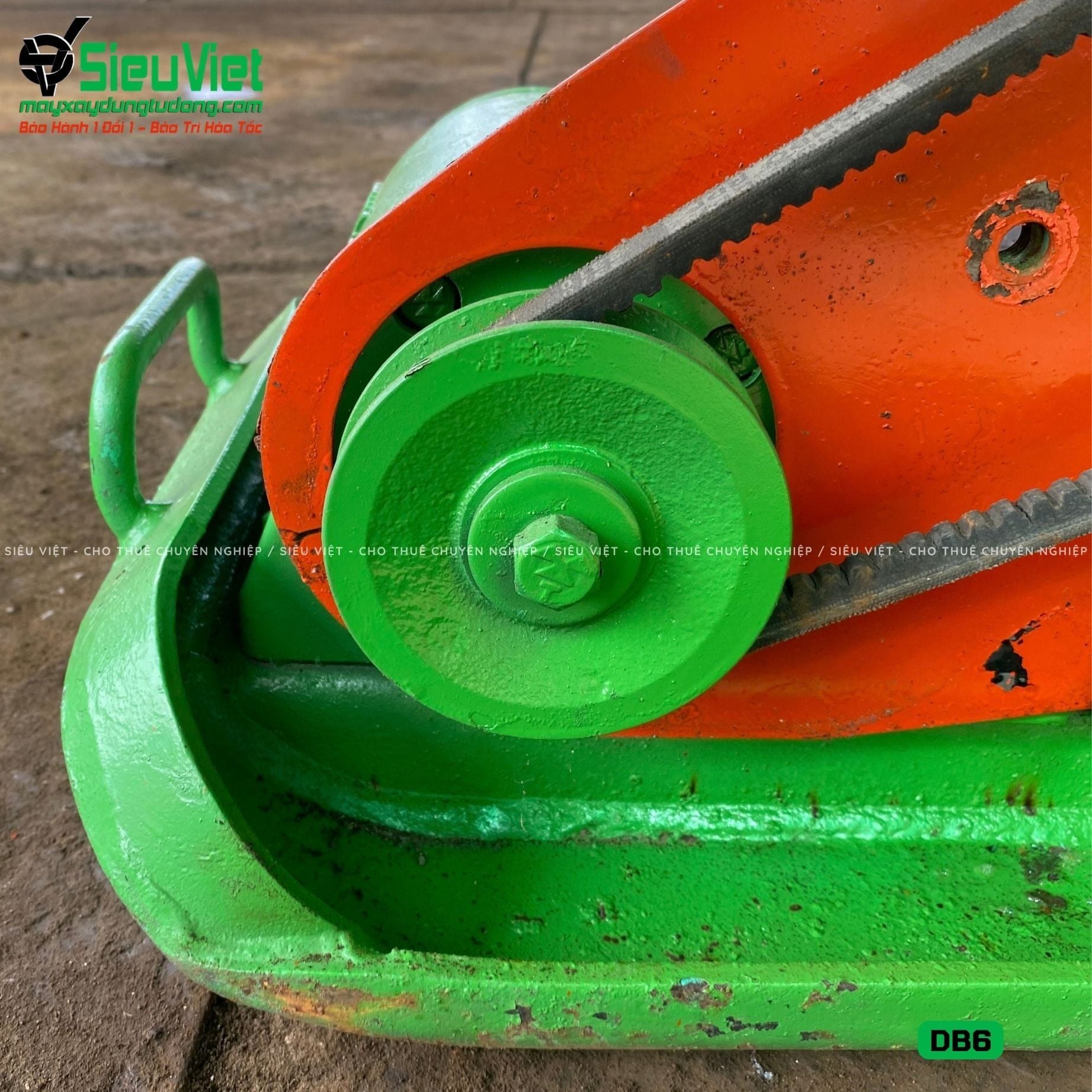 Thuê Tháng Máy đầm bàn DB6 50-70Kg (Xăng)