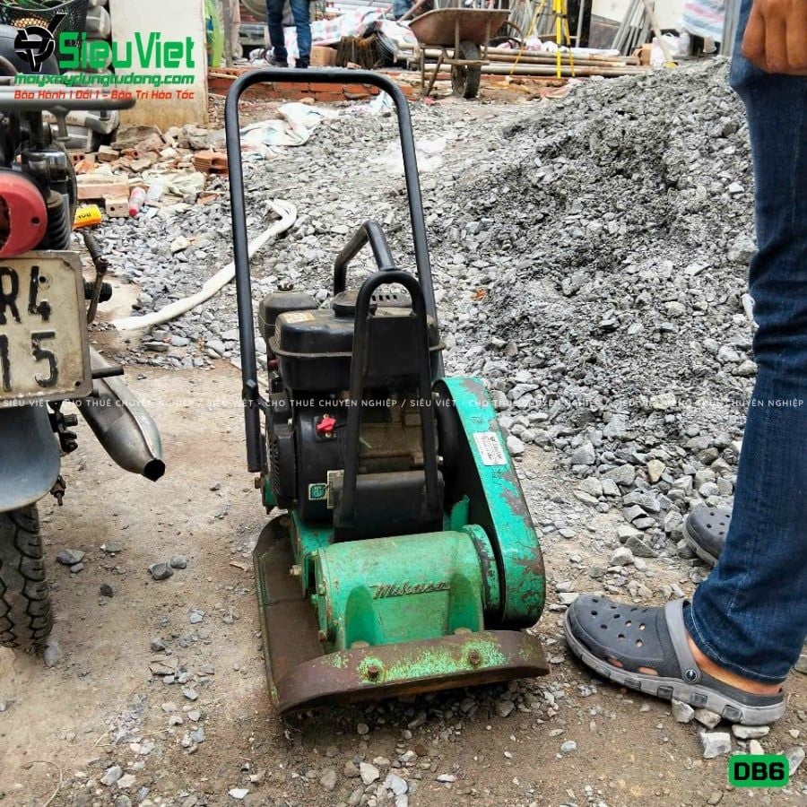 Thuê Ngày Máy đầm bàn DB6 50-70Kg (Xăng)