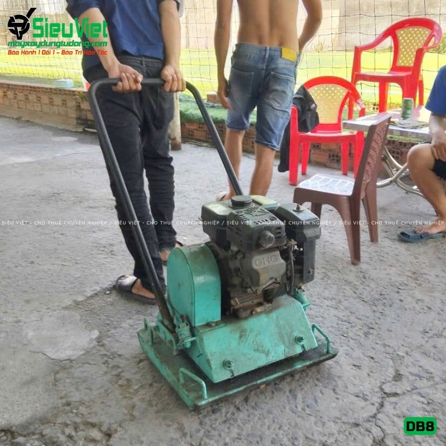 Thuê Ngày Máy đầm bàn DB8 75-100Kg (Xăng)
