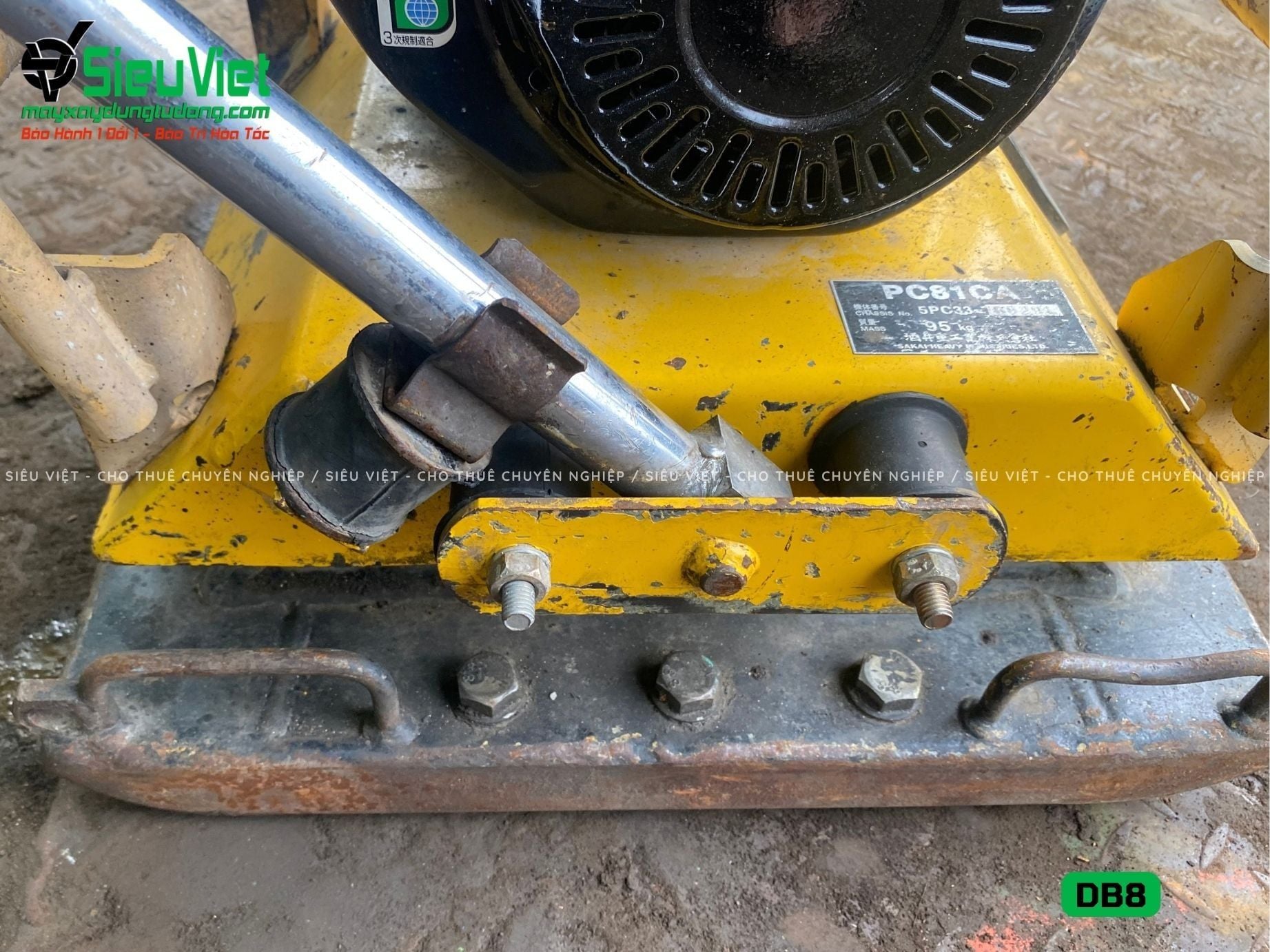 (Cũ) Máy đầm bàn 80-95Kg DB8 Nhật Bản (Động cơ Honda GX160 mới 100%)
