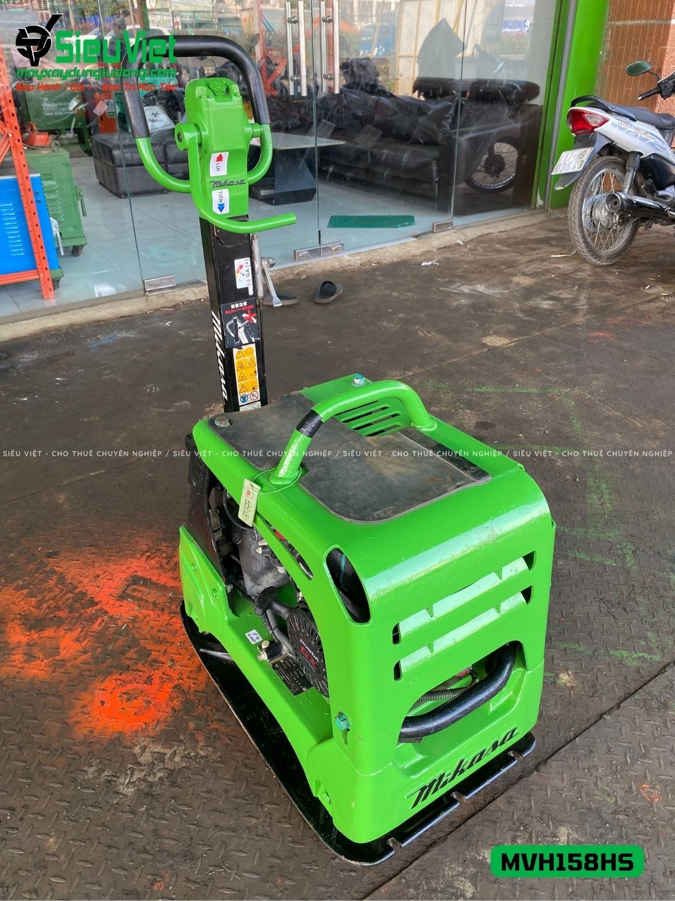 Thuê Ngày Máy đầm bàn thuỷ lực DBTL12 100-250kg (Xăng)