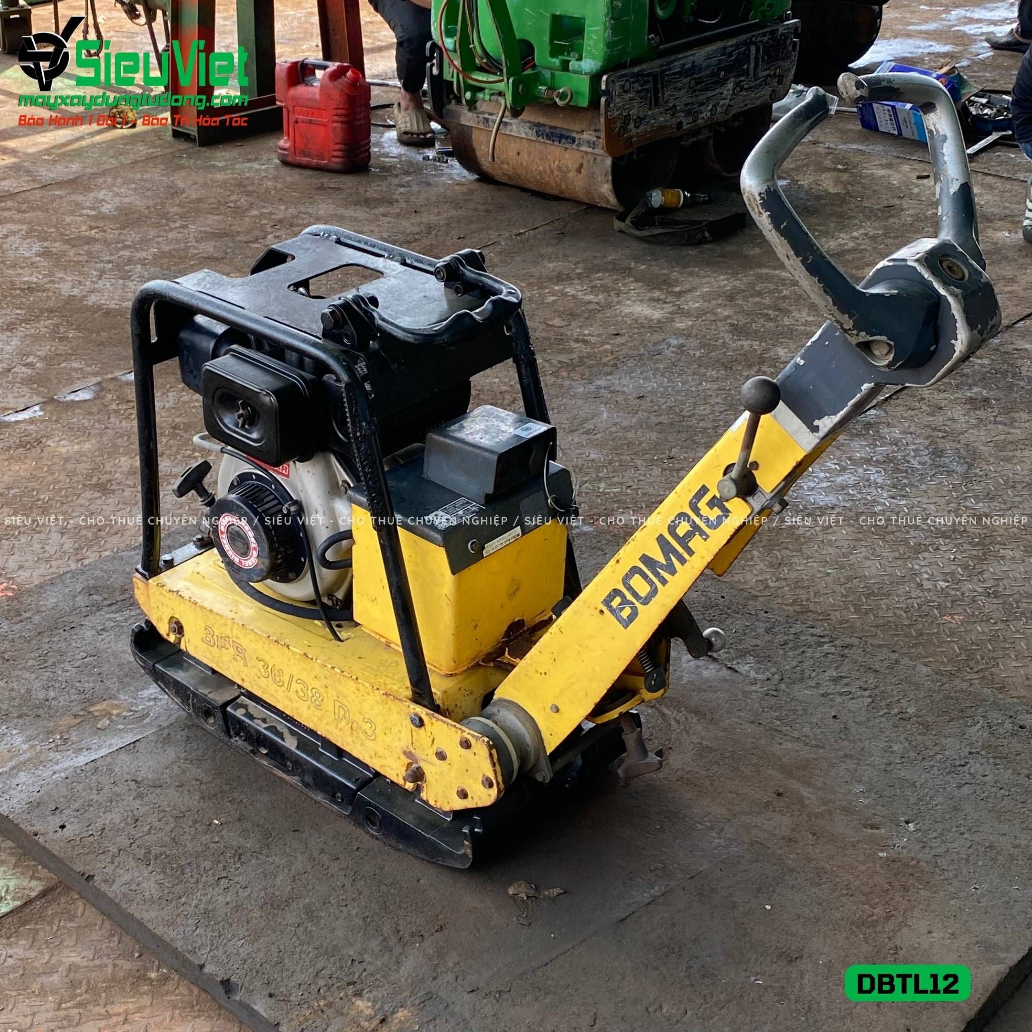 Thuê Ngày Máy đầm bàn thuỷ lực DBTL12 100-250kg (Xăng)