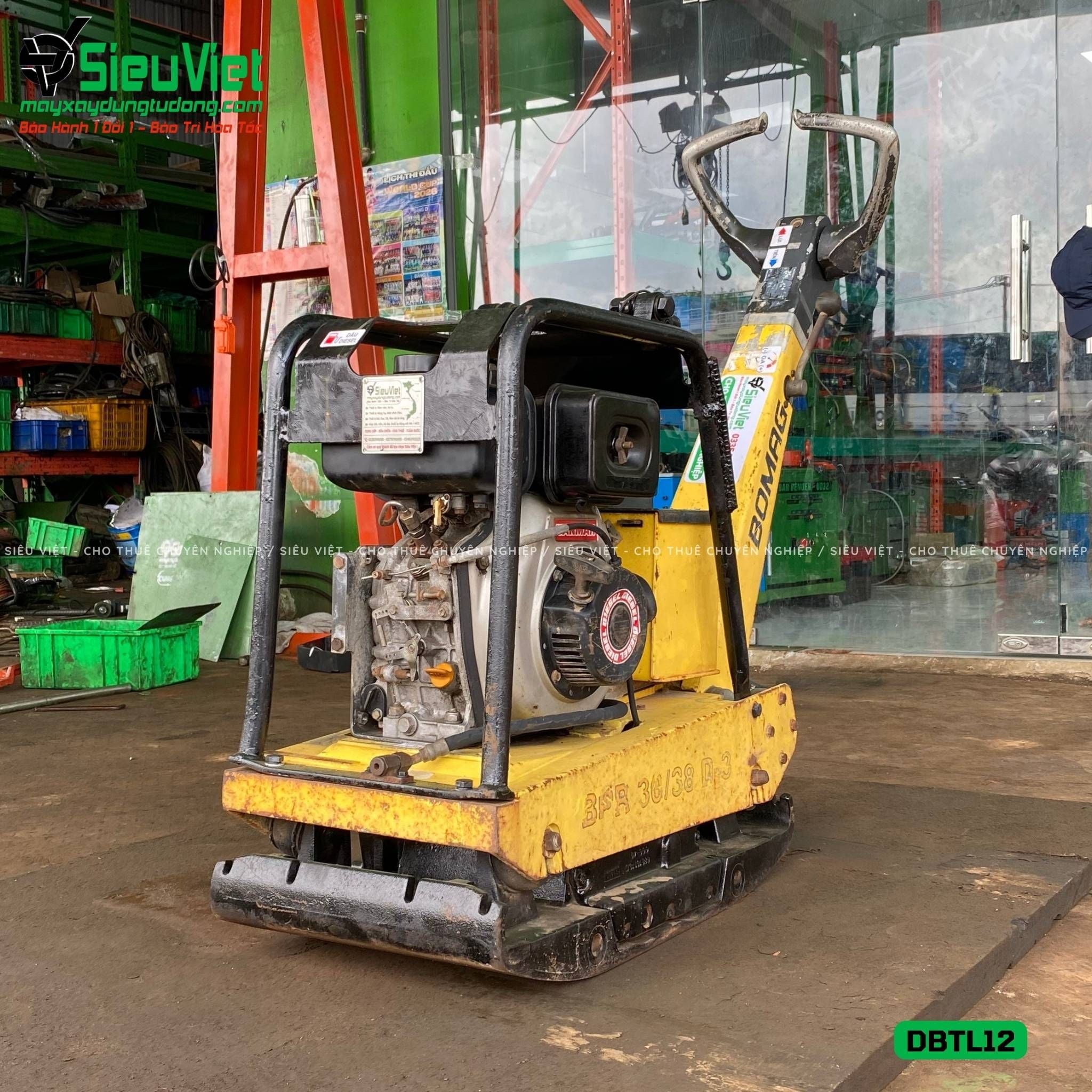 Thuê Ngày Máy đầm bàn thuỷ lực DBTL12 100-250kg (Xăng)