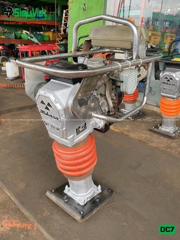 Thuê Tháng Máy đầm cóc DC7 70-80kg (Xăng)
