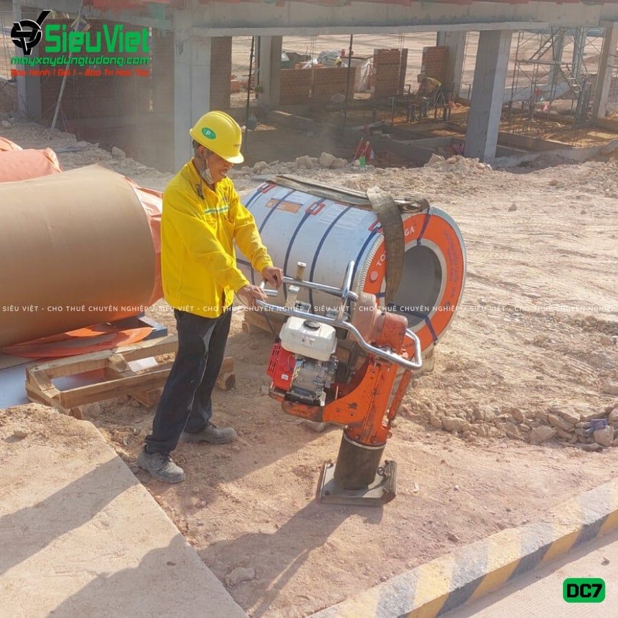 Thuê Tháng Máy đầm cóc DC7 70-80kg (Xăng)