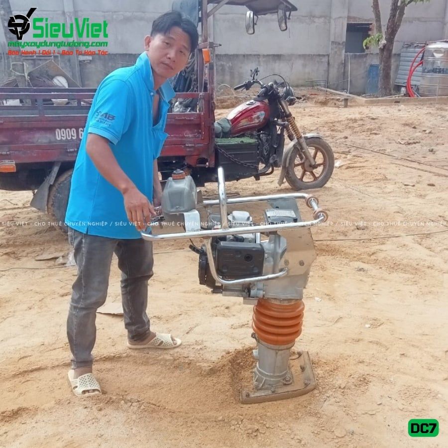 Thuê Tháng Máy đầm cóc DC7 70-80kg (Xăng)