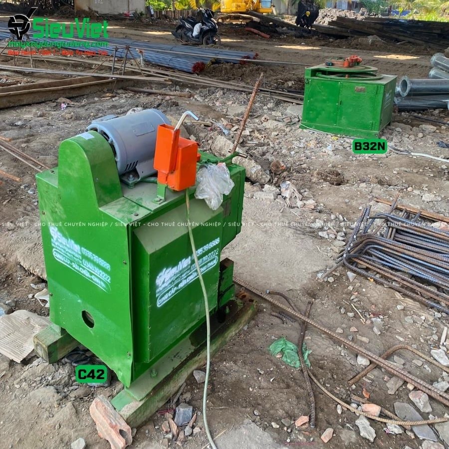 Thuê Tháng Máy cắt sắt phi 10-32mm C42 - Điện 380V, 3 Pha