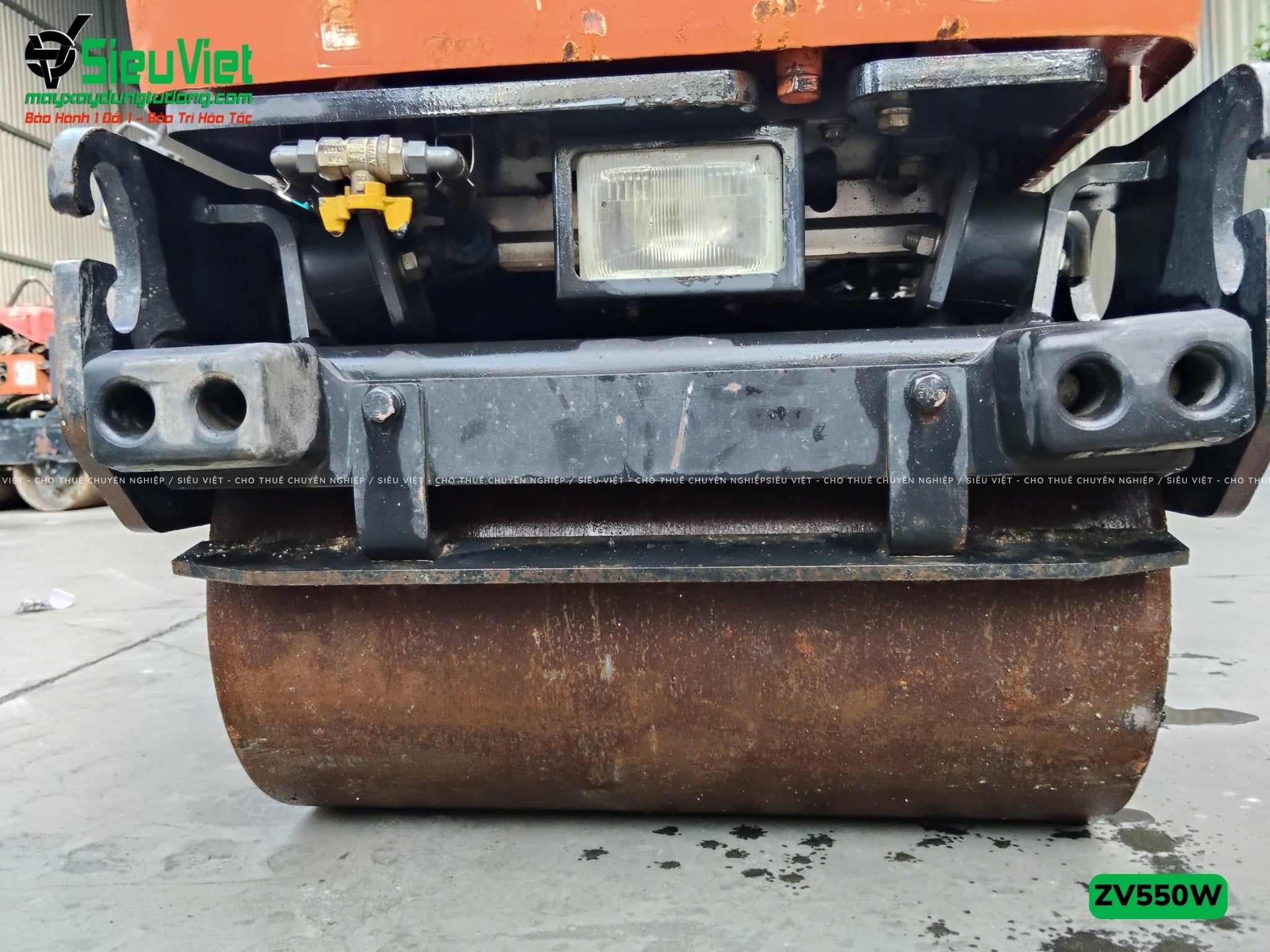 Xe lu rung dắt tay 620Kg Hitachi ZV550W Nhật Bản (11146)