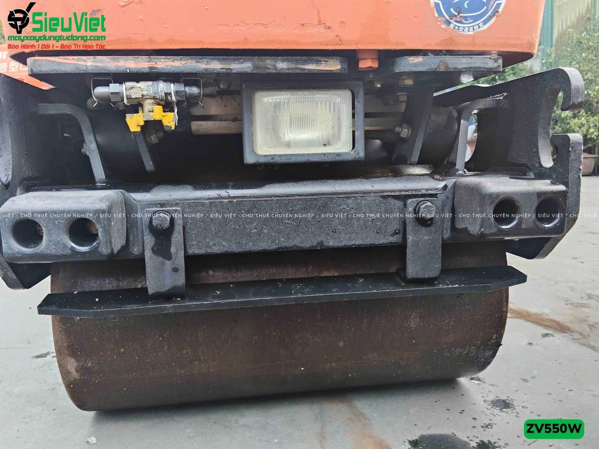 Xe lu rung dắt tay 620Kg Hitachi ZV550W Nhật Bản (11153)