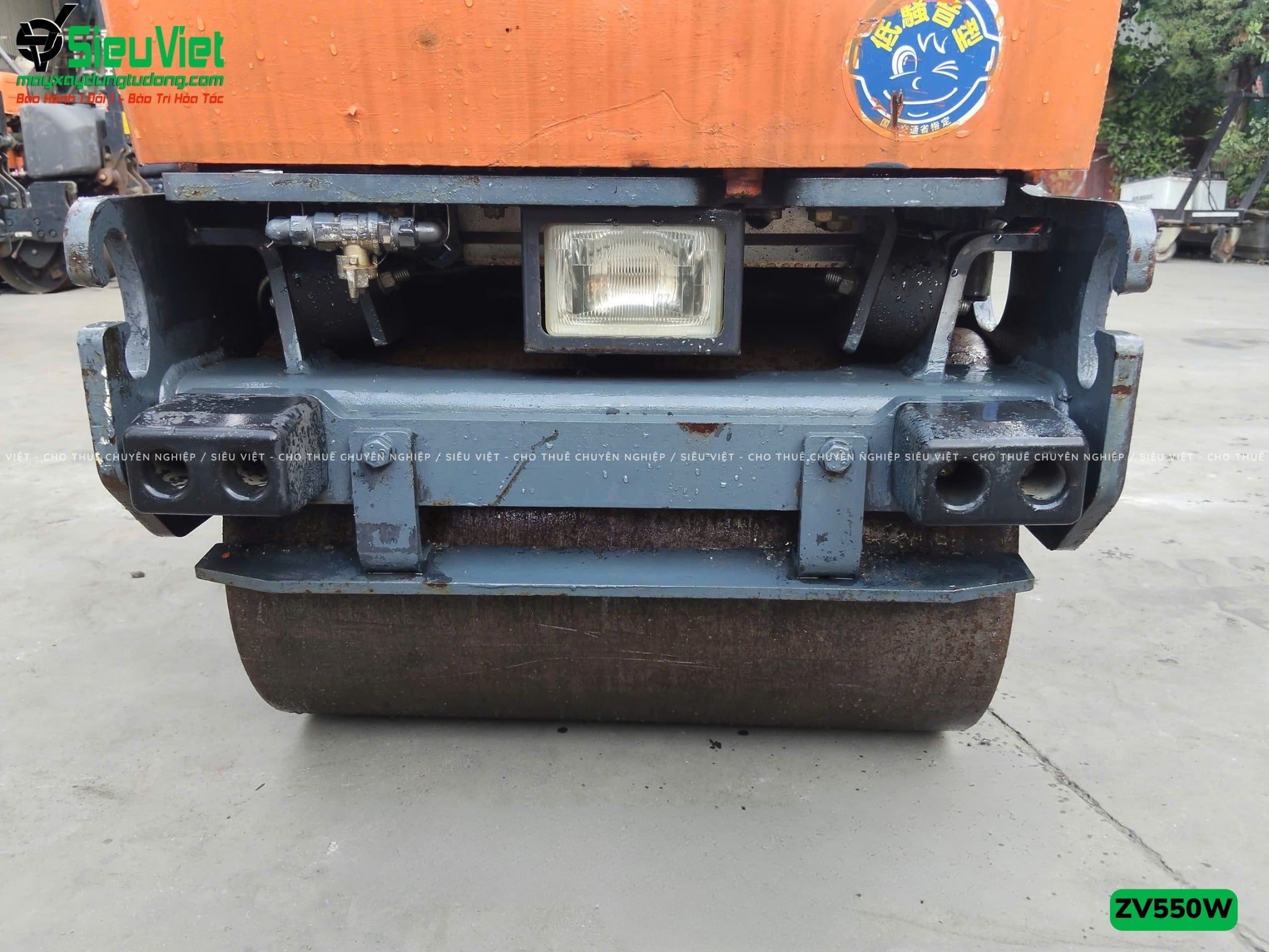 Xe lu rung dắt tay 620Kg Hitachi ZV550W Nhật Bản (11220)