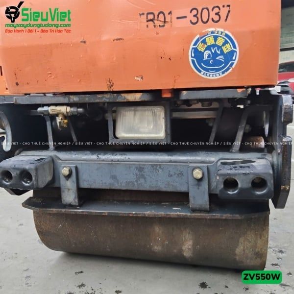 Xe lu rung dắt tay 620Kg Hitachi ZV550W Nhật Bản (11370)