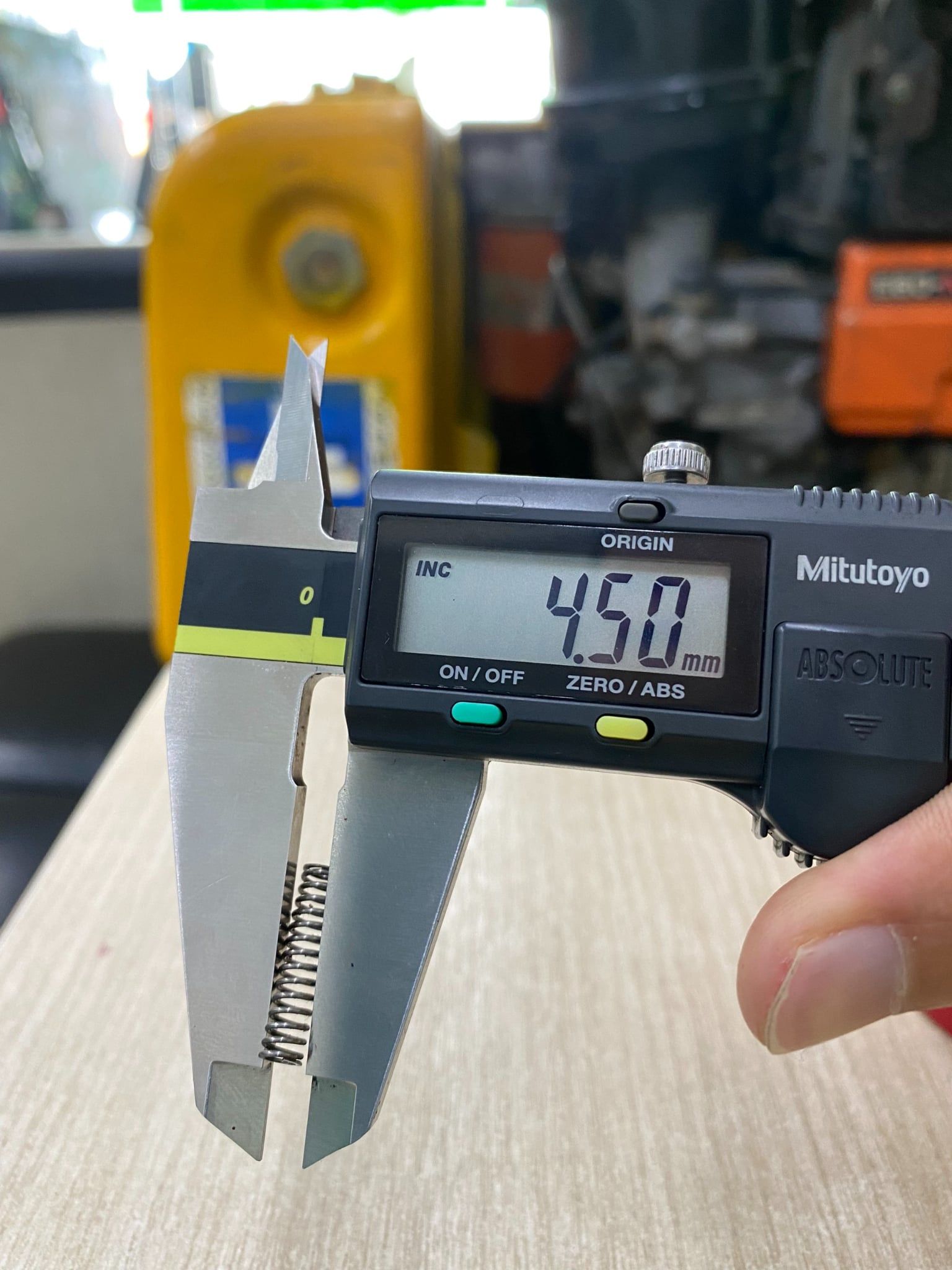 Lò xo To ống ty máy cắt - CTL16, CTL25, CLT32, UTL32 (S)
