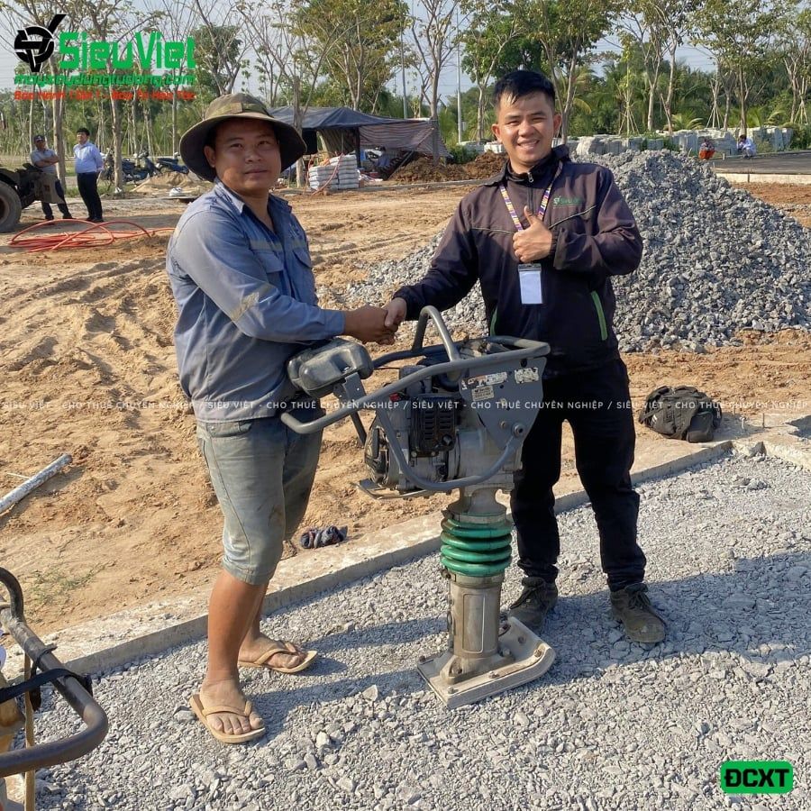 Thuê Tháng Máy đầm cóc DC6 55-65kg (Xăng)