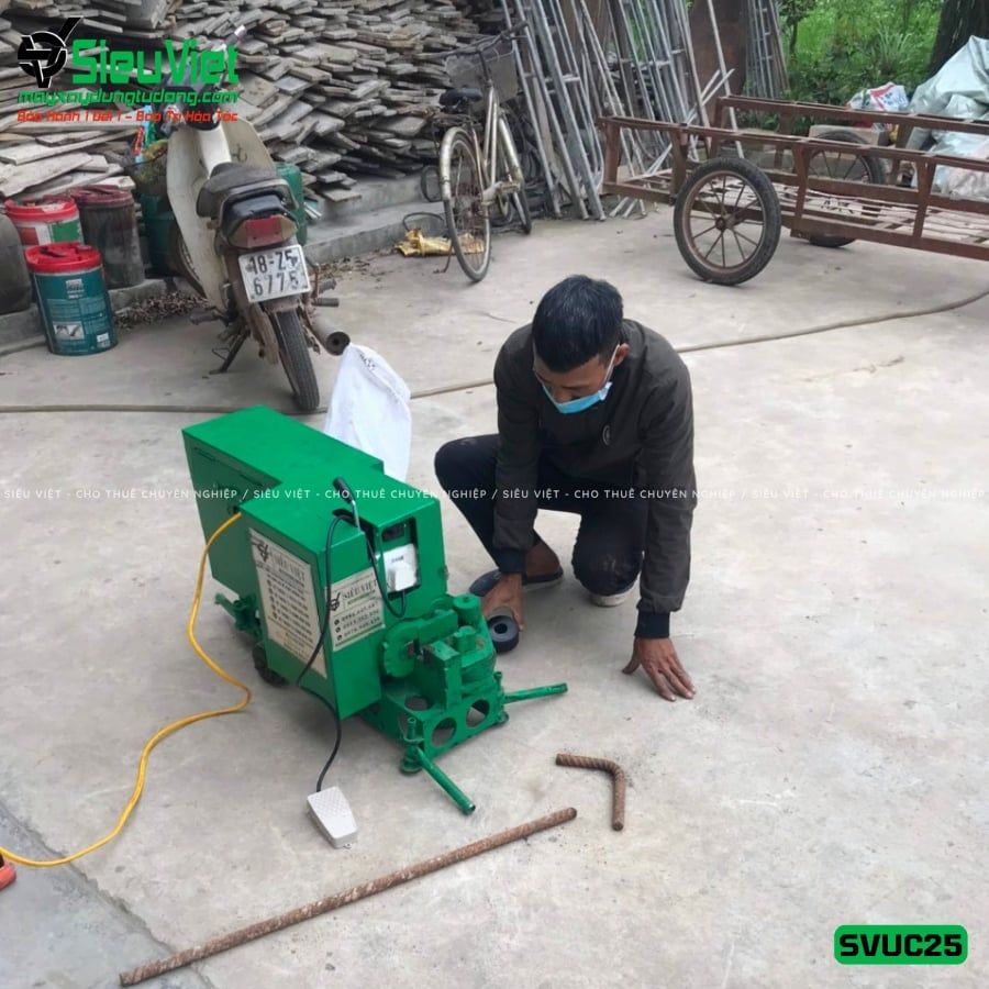 Máy cắt bẻ mỏ sắt thuỷ lực SVUC25 - Điện 220v, 1 Pha