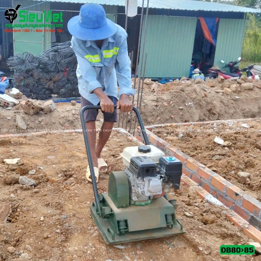 (Cũ) Máy đầm bàn 80>85Kg DB8 Nhật Bản (Động cơ Nhật Bản mới 80%)