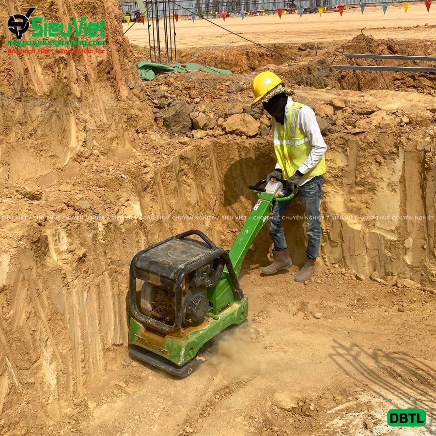 Thuê Tháng Máy đầm bàn thuỷ lực DBTL34 300-400Kg (Dầu Diesel)