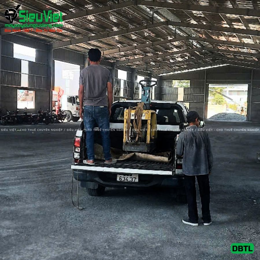 Thuê Ngày Máy đầm bàn thuỷ lực DBTL34 300-400Kg (Dầu Diesel)